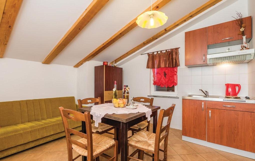 Apartments Franelli Брсеч Екстер'єр фото